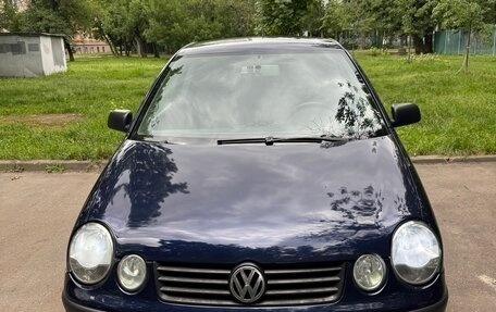 Volkswagen Polo IV рестайлинг, 2002 год, 380 000 рублей, 1 фотография