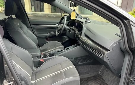 Volkswagen Golf VIII, 2021 год, 1 350 000 рублей, 9 фотография