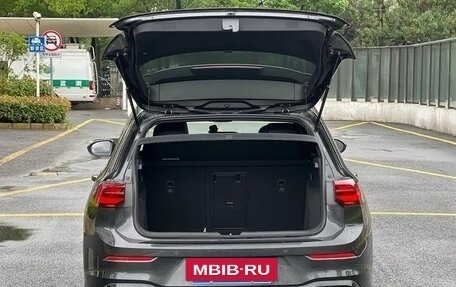 Volkswagen Golf VIII, 2021 год, 1 350 000 рублей, 8 фотография