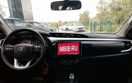 Toyota Hilux VIII, 2021 год, 4 699 000 рублей, 14 фотография