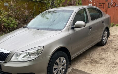 Skoda Octavia, 2011 год, 777 000 рублей, 2 фотография