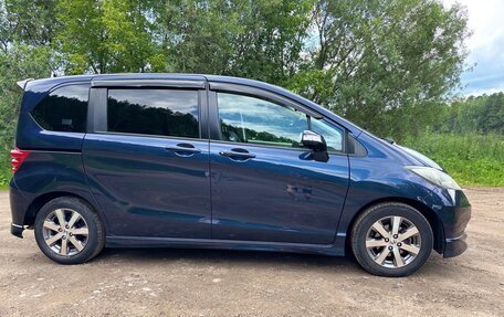Honda Freed I, 2009 год, 1 040 000 рублей, 8 фотография