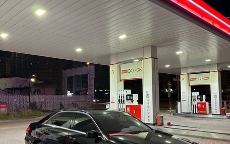 Mercedes-Benz E-Класс, 2015 год, 2 420 000 рублей, 3 фотография