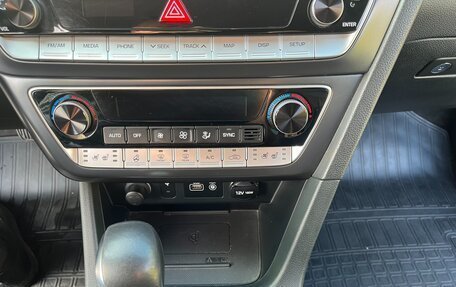 Hyundai Sonata VII, 2017 год, 1 810 000 рублей, 15 фотография
