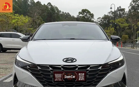 Hyundai Elantra, 2021 год, 1 120 000 рублей, 2 фотография