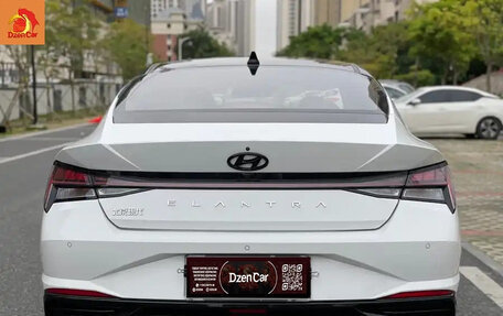 Hyundai Elantra, 2021 год, 1 120 000 рублей, 5 фотография