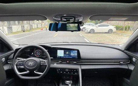 Hyundai Elantra, 2021 год, 1 120 000 рублей, 13 фотография
