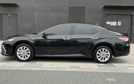 Toyota Camry, 2021 год, 2 670 548 рублей, 7 фотография
