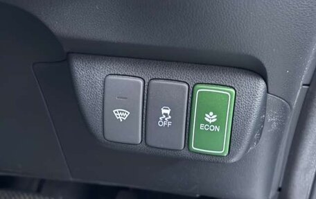 Honda Fit Shuttle I рестайлинг, 2014 год, 825 000 рублей, 13 фотография