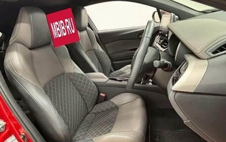Toyota C-HR I рестайлинг, 2022 год, 1 395 000 рублей, 6 фотография