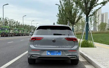 Volkswagen Golf VIII, 2022 год, 1 430 000 рублей, 3 фотография