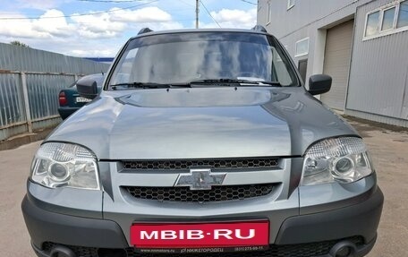 Chevrolet Niva I рестайлинг, 2015 год, 635 000 рублей, 3 фотография