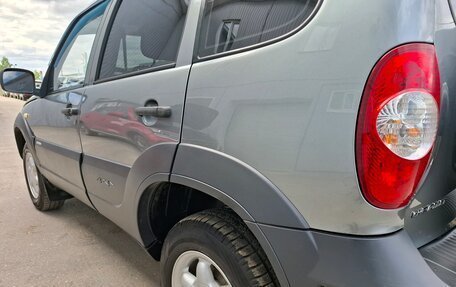 Chevrolet Niva I рестайлинг, 2015 год, 635 000 рублей, 8 фотография