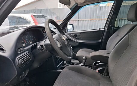 Chevrolet Niva I рестайлинг, 2015 год, 635 000 рублей, 17 фотография