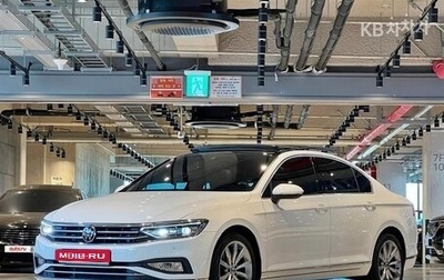 Volkswagen Passat B8 рестайлинг, 2022 год, 2 597 000 рублей, 1 фотография