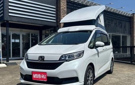 Honda Freed II, 2021 год, 1 782 000 рублей, 1 фотография