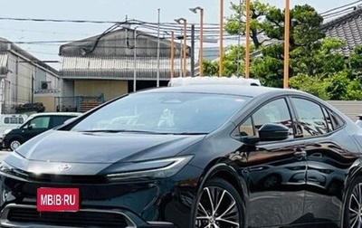 Toyota Prius IV XW50, 2023 год, 2 760 000 рублей, 1 фотография