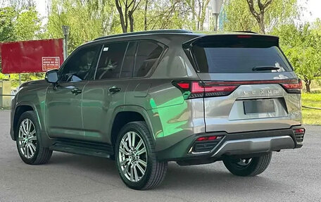Lexus LX, 2022 год, 13 580 011 рублей, 10 фотография