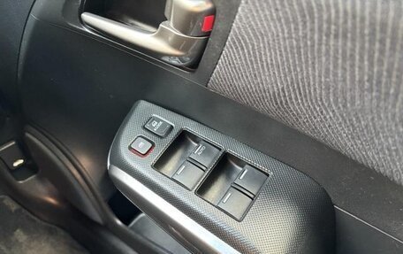 Honda Insight II рестайлинг, 2014 год, 810 000 рублей, 12 фотография