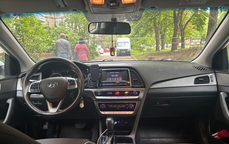 Hyundai Sonata VII, 2019 год, 1 400 000 рублей, 5 фотография