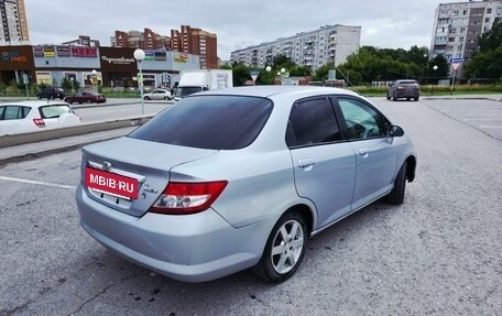 Honda Fit Aria, 2005 год, 350 000 рублей, 4 фотография