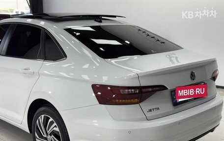 Volkswagen Jetta VII, 2022 год, 2 600 000 рублей, 5 фотография