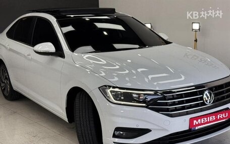 Volkswagen Jetta VII, 2022 год, 2 600 000 рублей, 3 фотография