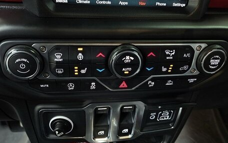 Jeep Wrangler, 2021 год, 3 200 000 рублей, 11 фотография