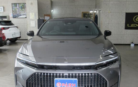 Toyota Crown, 2023 год, 3 810 000 рублей, 2 фотография