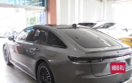 Toyota Crown, 2023 год, 3 810 000 рублей, 4 фотография
