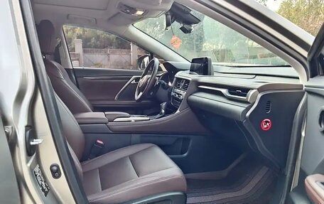 Lexus RX IV рестайлинг, 2021 год, 3 580 000 рублей, 10 фотография