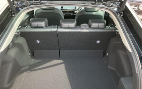 Toyota Prius IV XW50, 2023 год, 2 760 000 рублей, 10 фотография