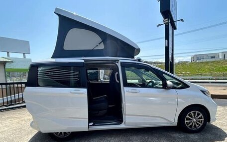 Honda Freed II, 2021 год, 1 782 000 рублей, 4 фотография