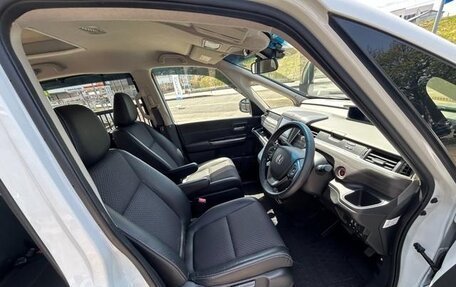 Honda Freed II, 2021 год, 1 782 000 рублей, 10 фотография