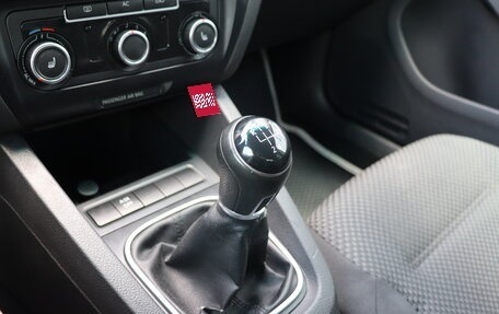 Volkswagen Jetta VI, 2012 год, 780 000 рублей, 14 фотография