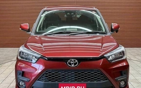 Toyota Raize I, 2022 год, 975 000 рублей, 2 фотография