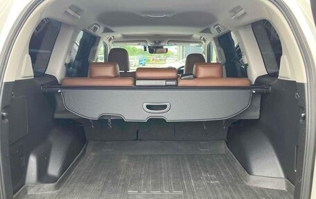 Toyota Land Cruiser Prado 150 рестайлинг 2, 2021 год, 3 199 000 рублей, 20 фотография
