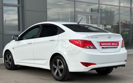 Hyundai Solaris II рестайлинг, 2016 год, 995 000 рублей, 7 фотография