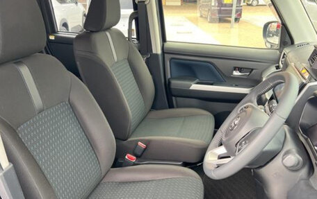 Toyota Roomy I, 2022 год, 650 000 рублей, 5 фотография