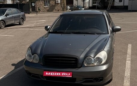 Hyundai Sonata IV рестайлинг, 2005 год, 650 000 рублей, 1 фотография