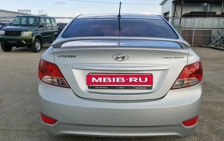 Hyundai Solaris II рестайлинг, 2013 год, 795 000 рублей, 3 фотография