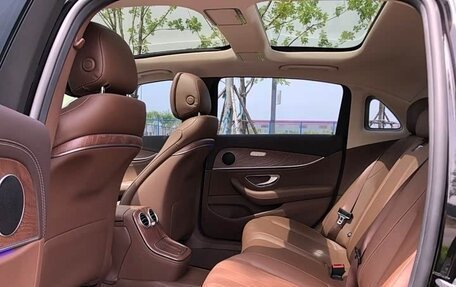 Mercedes-Benz E-Класс, 2022 год, 8 фотография