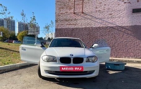 BMW 1 серия, 2010 год, 820 000 рублей, 13 фотография