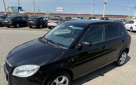 Skoda Fabia II, 2010 год, 650 000 рублей, 2 фотография