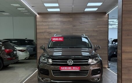 Volkswagen Touareg III, 2011 год, 2 850 000 рублей, 2 фотография