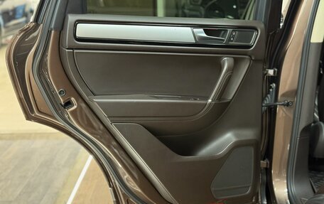 Volkswagen Touareg III, 2011 год, 2 850 000 рублей, 27 фотография