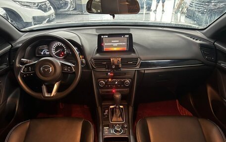 Mazda CX-4, 2021 год, 1 850 000 рублей, 9 фотография