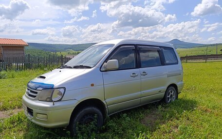 Toyota Town Ace III, 2001 год, 600 000 рублей, 3 фотография