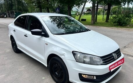 Volkswagen Polo VI (EU Market), 2016 год, 670 000 рублей, 3 фотография