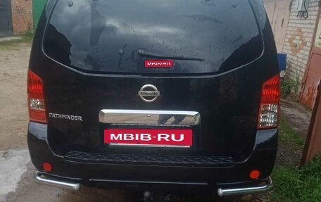 Nissan Pathfinder, 2010 год, 1 550 000 рублей, 2 фотография